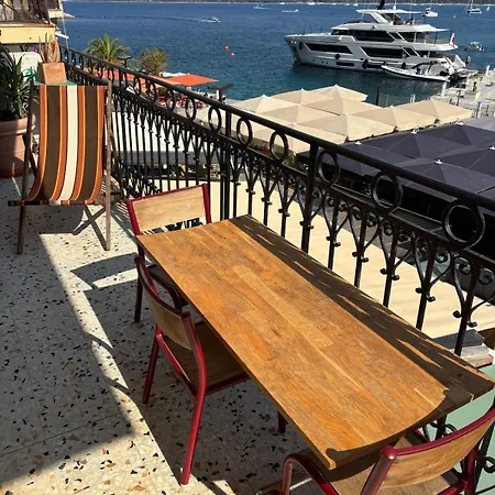 Apartment With Magnificent Views
